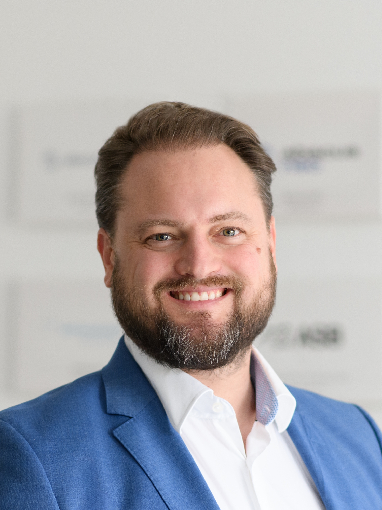 Mitarbeiter bei der Beteiligungsgesellschaft Abacus alpha: Dr. Jonas Moßler